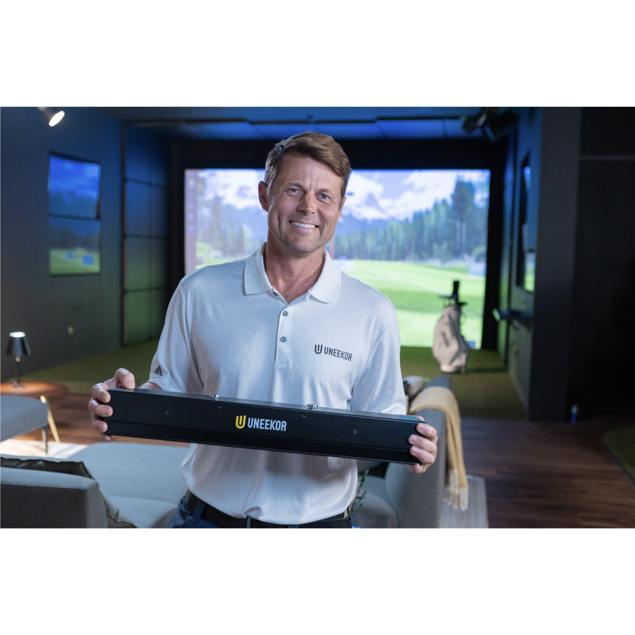 Uneekor EYE XR Launch Monitor