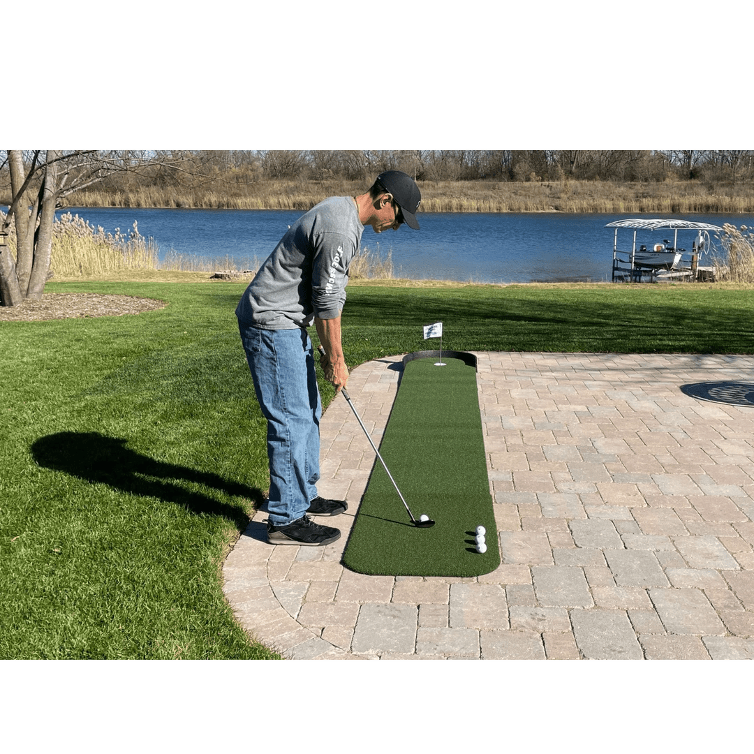 Big Moss Commander Patio Series 215 Putting & Chipping Green
