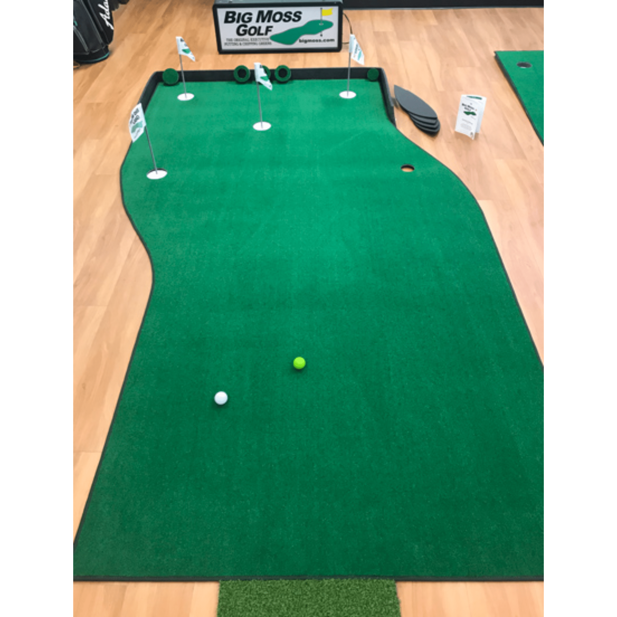 Big Moss Putting Green Big Moss The Natural Putting Green