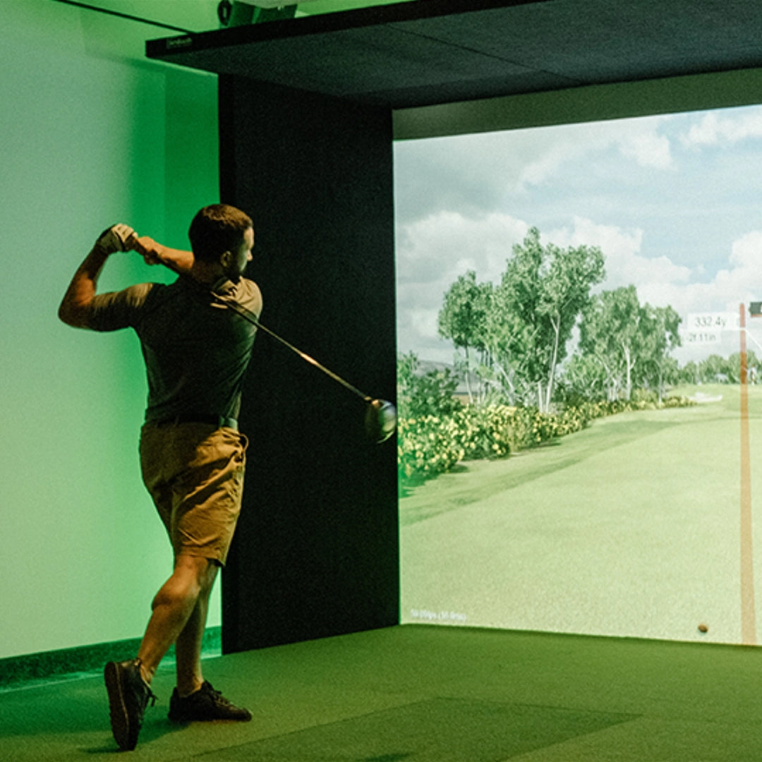 SimBooth Golf Enclosure